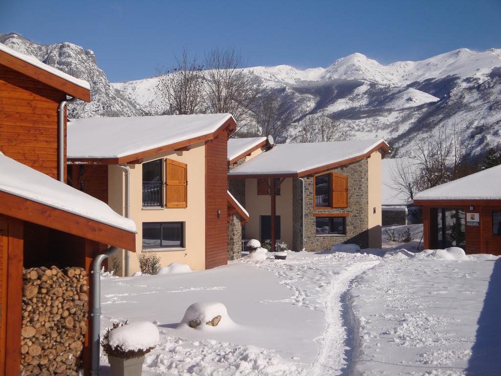 Les Granges De Leo Villa Aston Exterior foto
