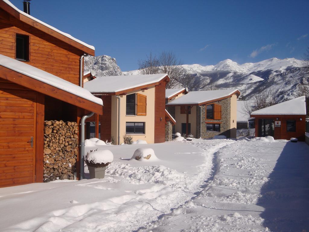 Les Granges De Leo Villa Aston Exterior foto