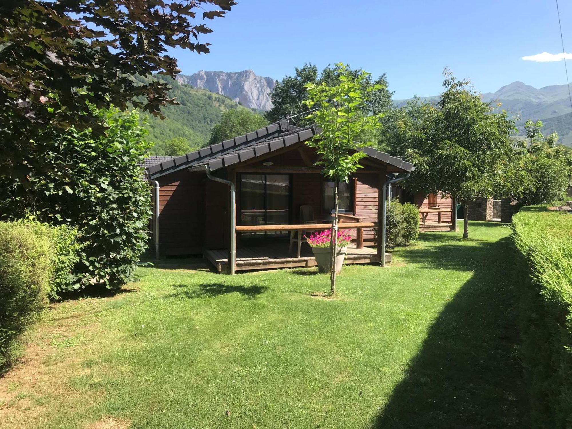Les Granges De Leo Villa Aston Exterior foto