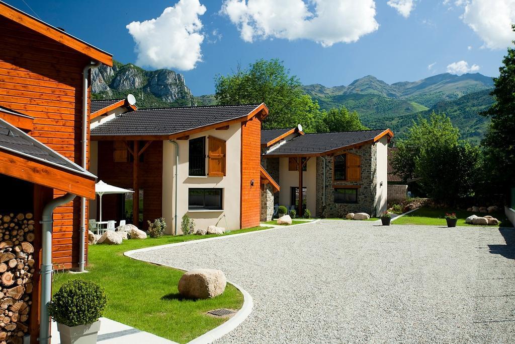 Les Granges De Leo Villa Aston Exterior foto