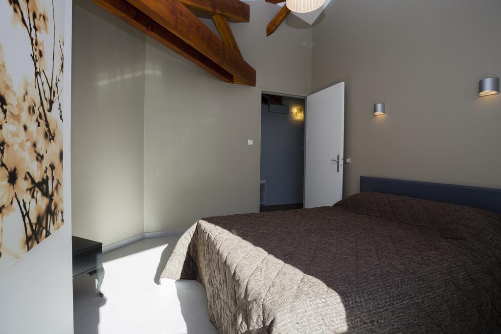 Les Granges De Leo Villa Aston Exterior foto